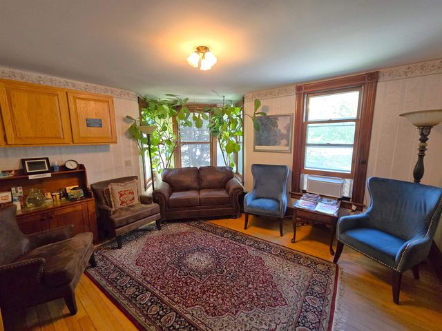 1027 Western Avenue, Brattleboro, VT 05301