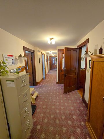 1027 Western Avenue, Brattleboro, VT 05301