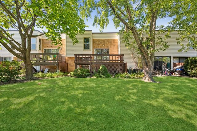 363 CEDAR TREE Court 363, Hoffman Estates, IL 60169