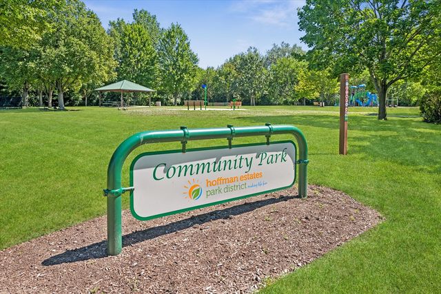 363 CEDAR TREE Court 363, Hoffman Estates, IL 60169