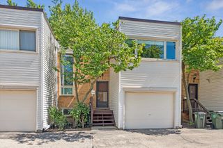 363 CEDAR TREE Court 363, Hoffman Estates, IL 60169