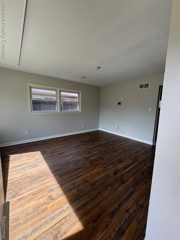 28111 Brentwood Street, Southfield, MI 48076