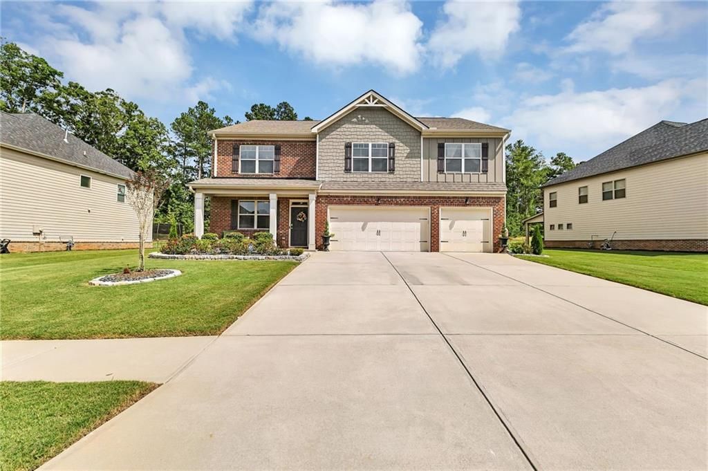 8033 Louis Drive, Locust Grove, GA 30248