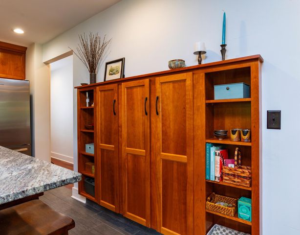 1421 Clement Street, Mendota Heights, MN 55118