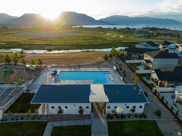 69 N JORDAN RIVER WAY, Saratoga Springs, UT 84045