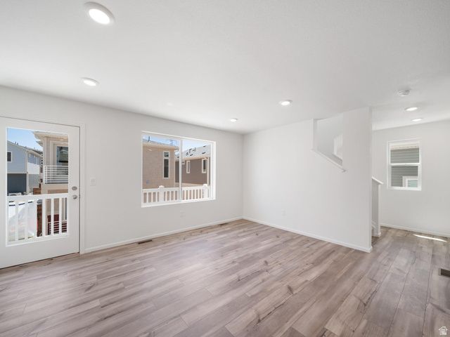 69 N JORDAN RIVER WAY, Saratoga Springs, UT 84045