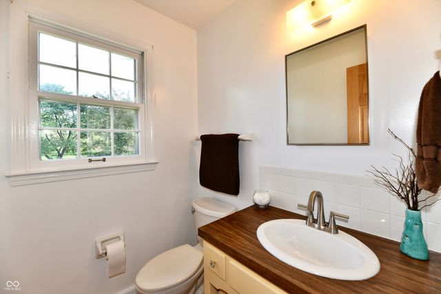 8340 Los Robles Road, Fishers, IN 46038