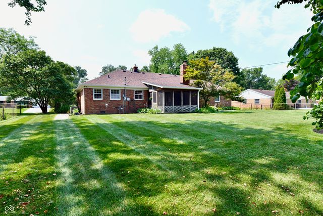 8340 Los Robles Road, Fishers, IN 46038