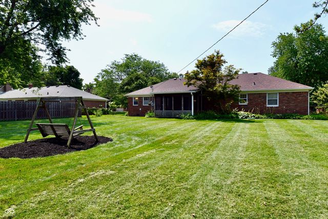 8340 Los Robles Road, Fishers, IN 46038