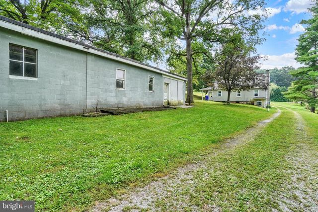 375 CLOVERLEAF RD, York, PA 17406