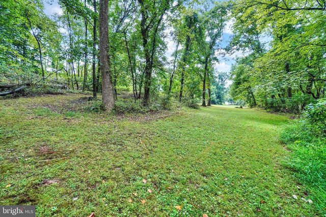 375 CLOVERLEAF RD, York, PA 17406