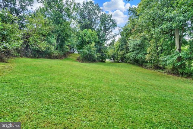 375 CLOVERLEAF RD, York, PA 17406