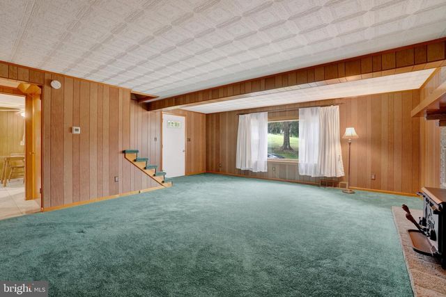 375 CLOVERLEAF RD, York, PA 17406
