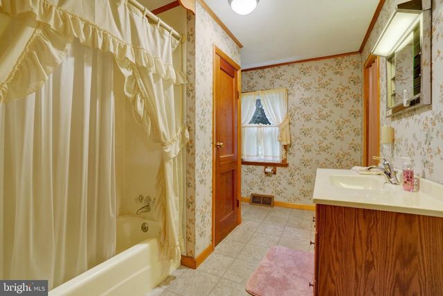 375 CLOVERLEAF RD, York, PA 17406