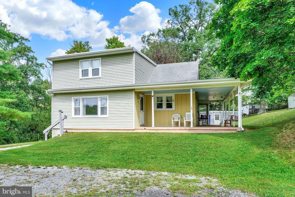 375 CLOVERLEAF RD, York, PA 17406