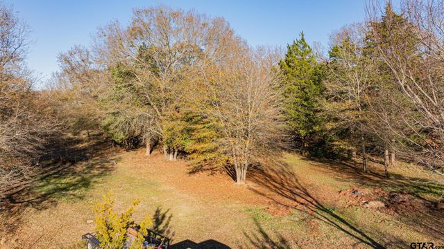 822 NE CR 2170, Mt Vernon, TX 75457
