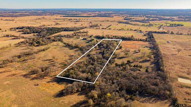 822 NE CR 2170, Mt Vernon, TX 75457