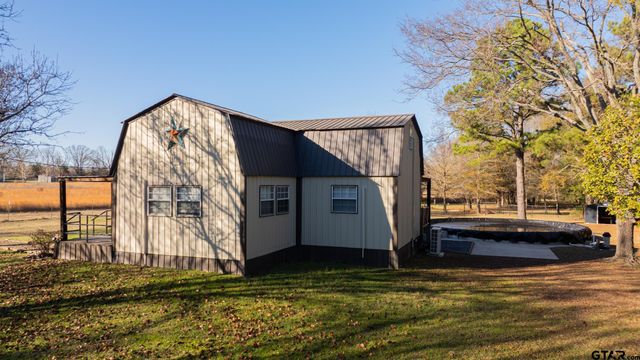 822 NE CR 2170, Mt Vernon, TX 75457