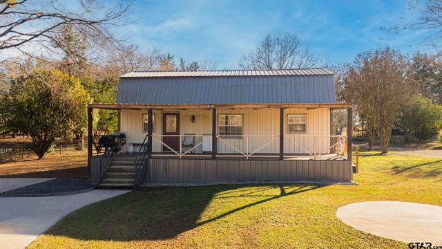 822 NE CR 2170, Mt Vernon, TX 75457
