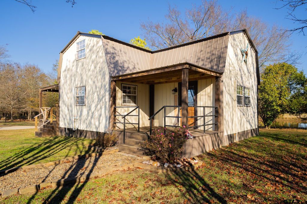 822 NE CR 2170, Mt Vernon, TX 75457