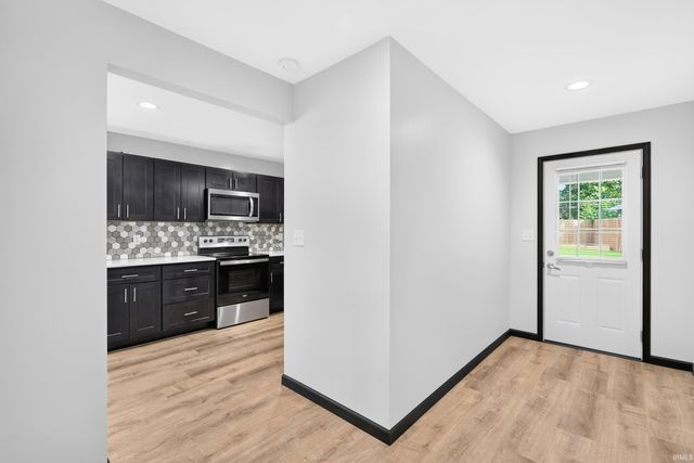 2405 Robinwood Drive, Lafayette, IN 47909