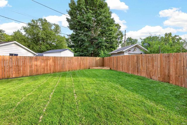 2405 Robinwood Drive, Lafayette, IN 47909