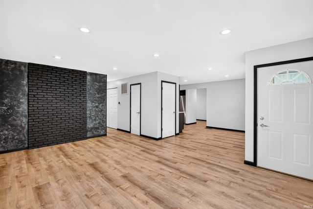 2405 Robinwood Drive, Lafayette, IN 47909