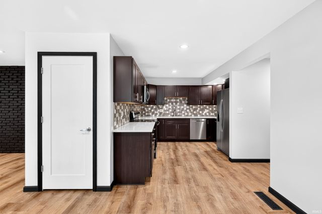 2405 Robinwood Drive, Lafayette, IN 47909