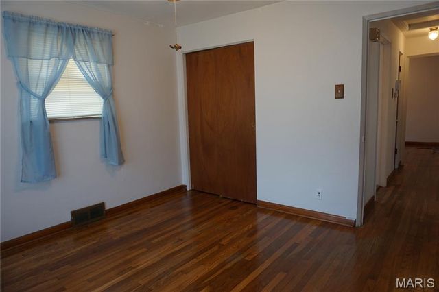 125 W Felton Avenue, St Louis, MO 63125