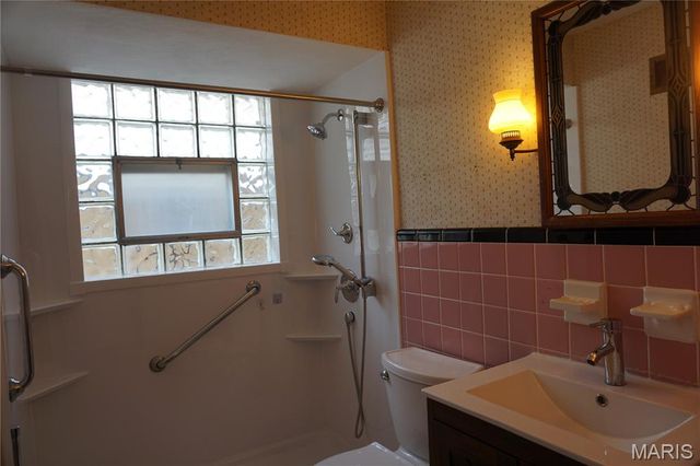 125 W Felton Avenue, St Louis, MO 63125