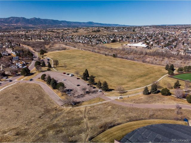 3919 Diamond Ridge Vw, Colorado Springs, CO 80918