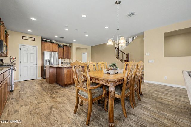 10043 W LOS GATOS Drive, Peoria, AZ 85383