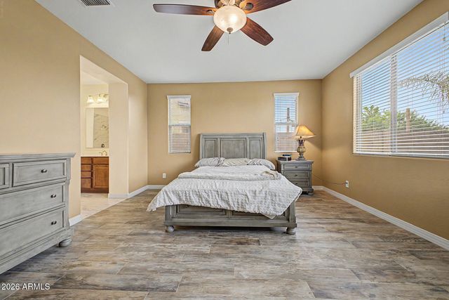 10043 W LOS GATOS Drive, Peoria, AZ 85383