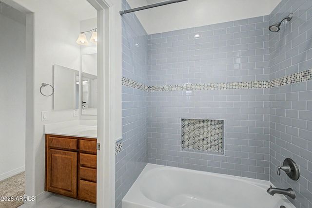 10043 W LOS GATOS Drive, Peoria, AZ 85383