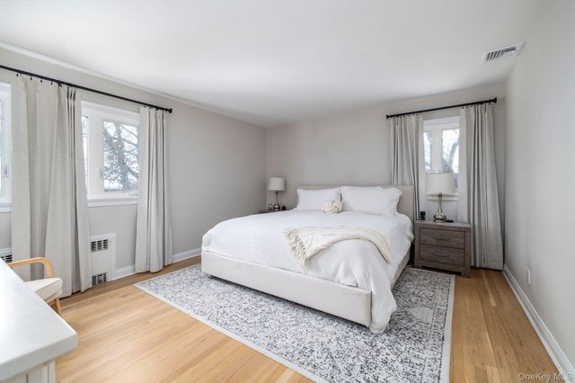 105 Reeve Road, Rockville Centre, NY 10013