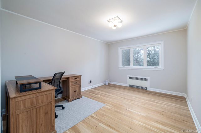 105 Reeve Road, Rockville Centre, NY 10013