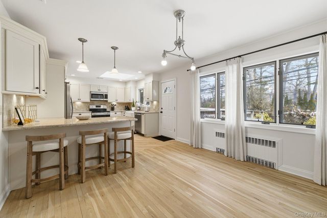 105 Reeve Road, Rockville Centre, NY 10013