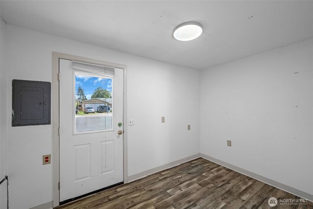 26845 15th Avenue S, Des Moines, WA 98198