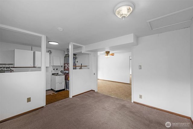 26845 15th Avenue S, Des Moines, WA 98198