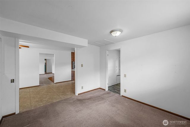 26845 15th Avenue S, Des Moines, WA 98198
