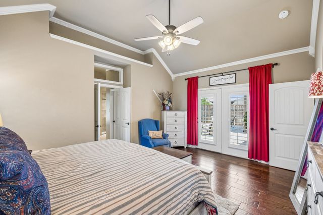 2261 Hideaway Pointe Drive, Little Elm, TX 75068