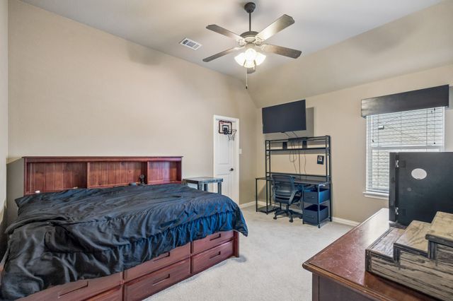 2261 Hideaway Pointe Drive, Little Elm, TX 75068