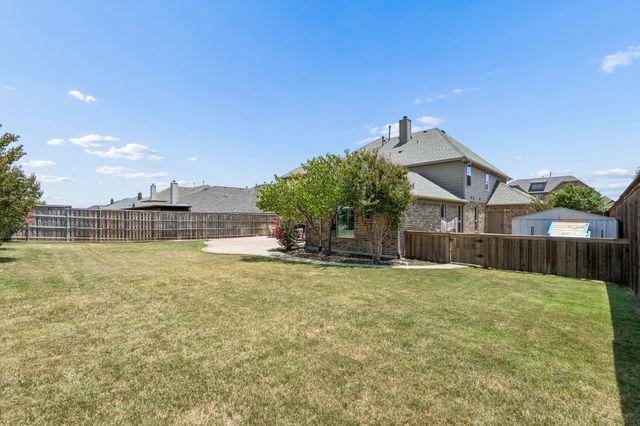 2261 Hideaway Pointe Drive, Little Elm, TX 75068