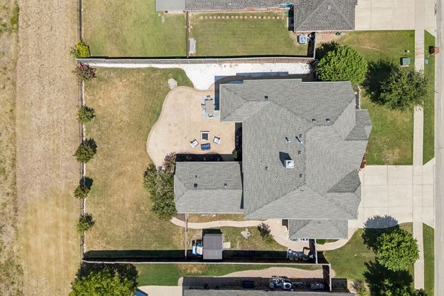 2261 Hideaway Pointe Drive, Little Elm, TX 75068