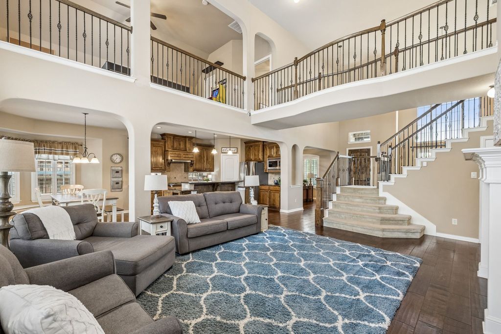 2261 Hideaway Pointe Drive, Little Elm, TX 75068