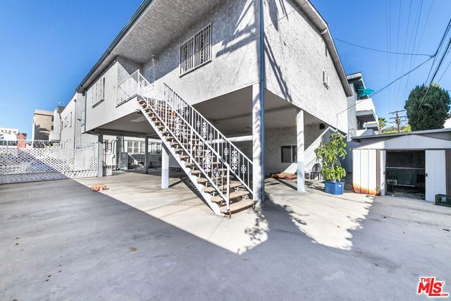 1716 Winona Avenue, Los Angeles, CA 90027