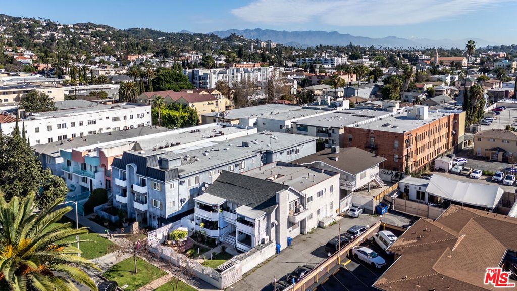 1716 Winona Avenue, Los Angeles, CA 90027