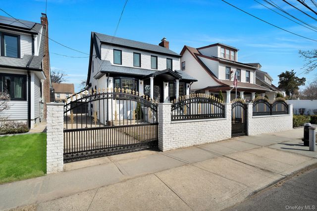 8525 151st Street, Briarwood, NY 11432