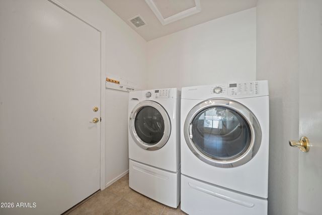 23334 W TWILIGHT Trail, Buckeye, AZ 85326