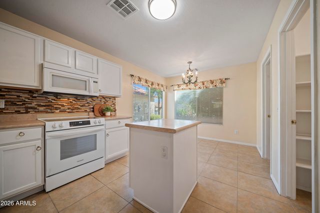 23334 W TWILIGHT Trail, Buckeye, AZ 85326